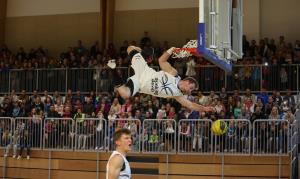 OTVORITEV ŠPORTNE DVORANE RAKEK 105 FOTO LJUBO VUKELIČ